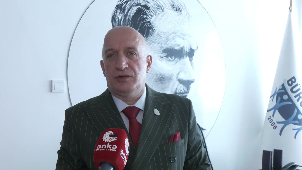 Büro-İş Genel Başkanı Alay Hamzaçebi: "Memur-Sen, Hakem Heyeti sürecini başlatmadan sürecin Meclis ayağını değerlendirmeli"