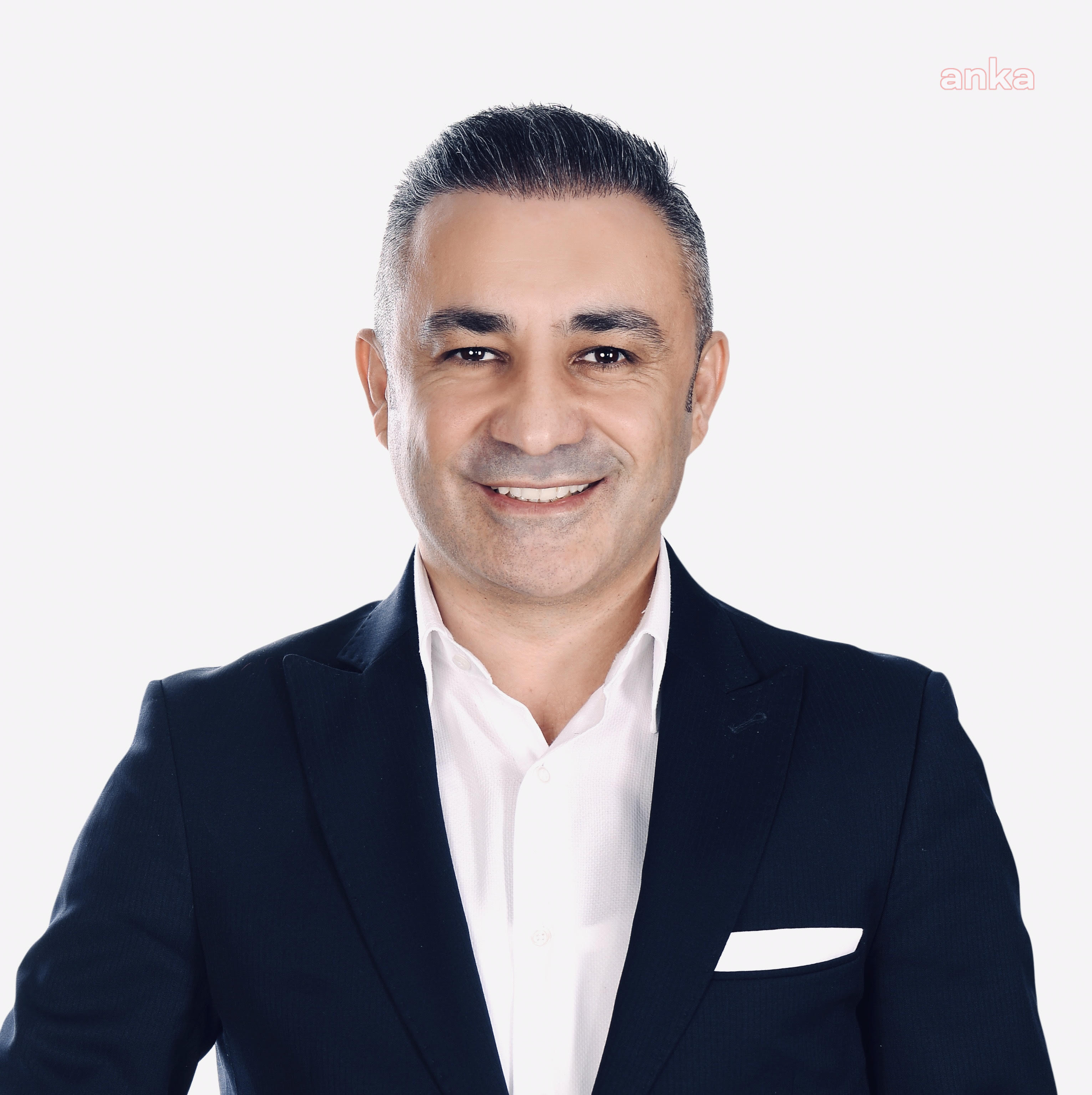 VATANDAŞLAR YETKİ BELGESİ OLMAYAN EMLAKÇIYI İHBAR EDEBİLECEK