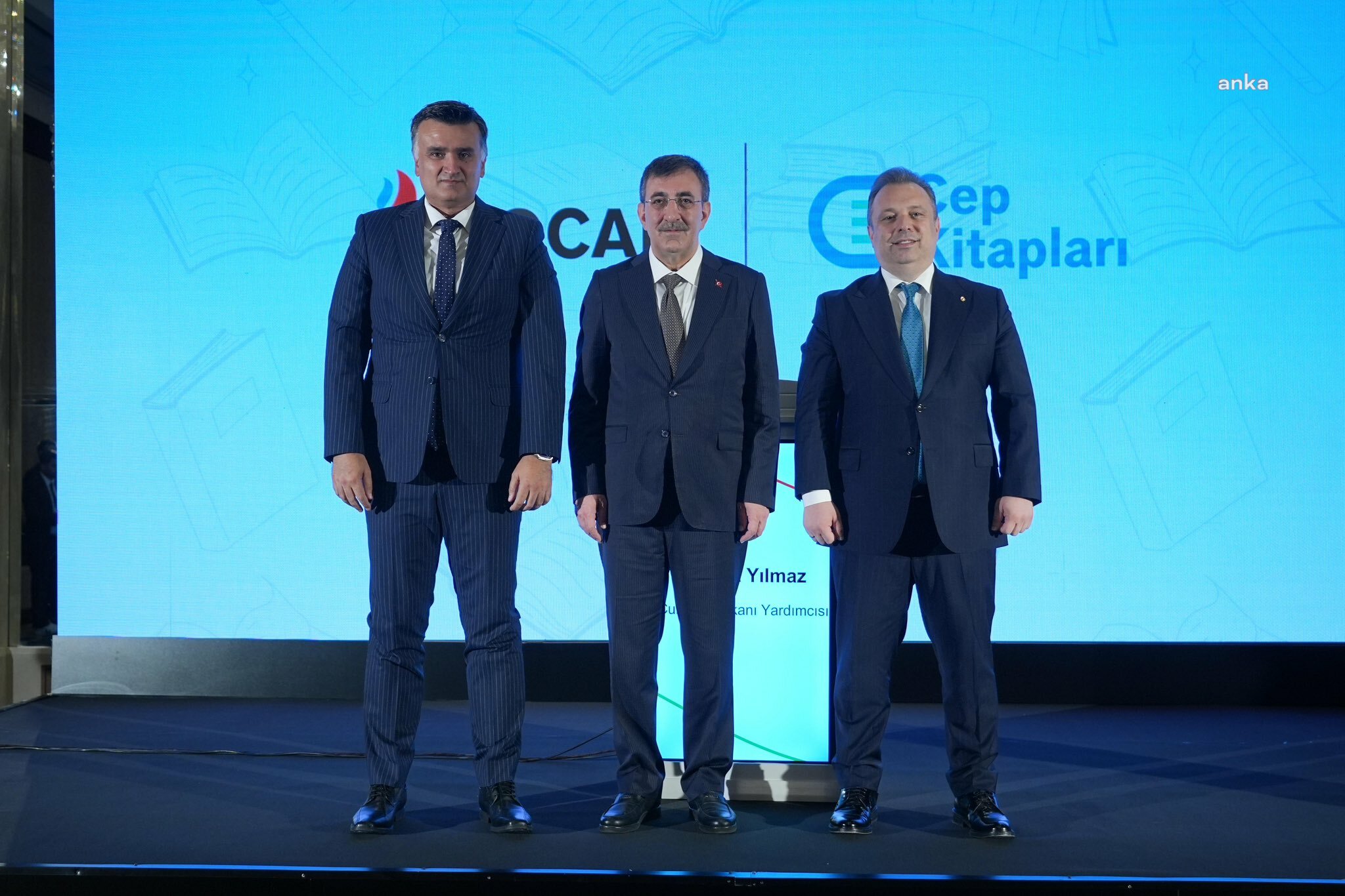 Cumhurbaşkanı Yardımcısı Cevdet Yılmaz,  "Cep Kitapları" projesini duyurdu