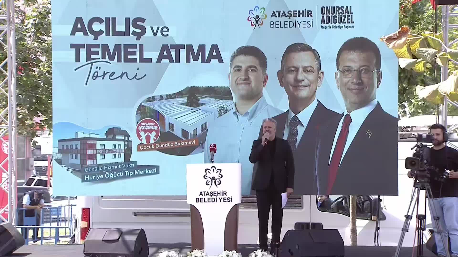 Özgür Özel: "Arkadaşlarımız Türkiye Cumhuriyeti tarihinin en şanlı direnişini gösteriyorlar. Aslanlar gibi içeride yatıyorlar ama eğilmiyorlar, bükülmüyorlar"