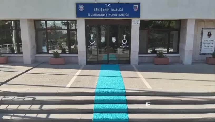 Eskişehir JASAT'ın çalışmasıyla Denizli'deki dolandırıcılık örgütüne operasyon