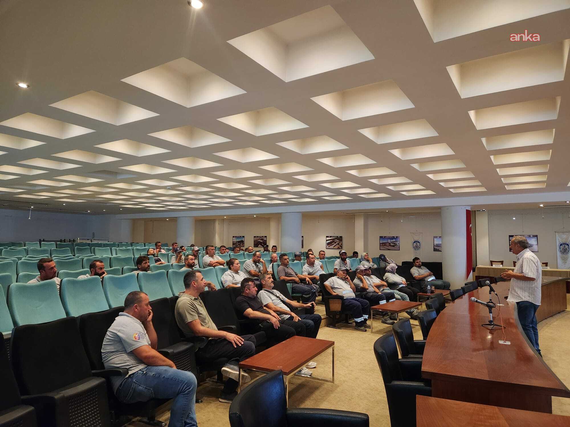 Selçuk Belediyesi’nden personeline iş sağlığı ve güvenliği eğitimi