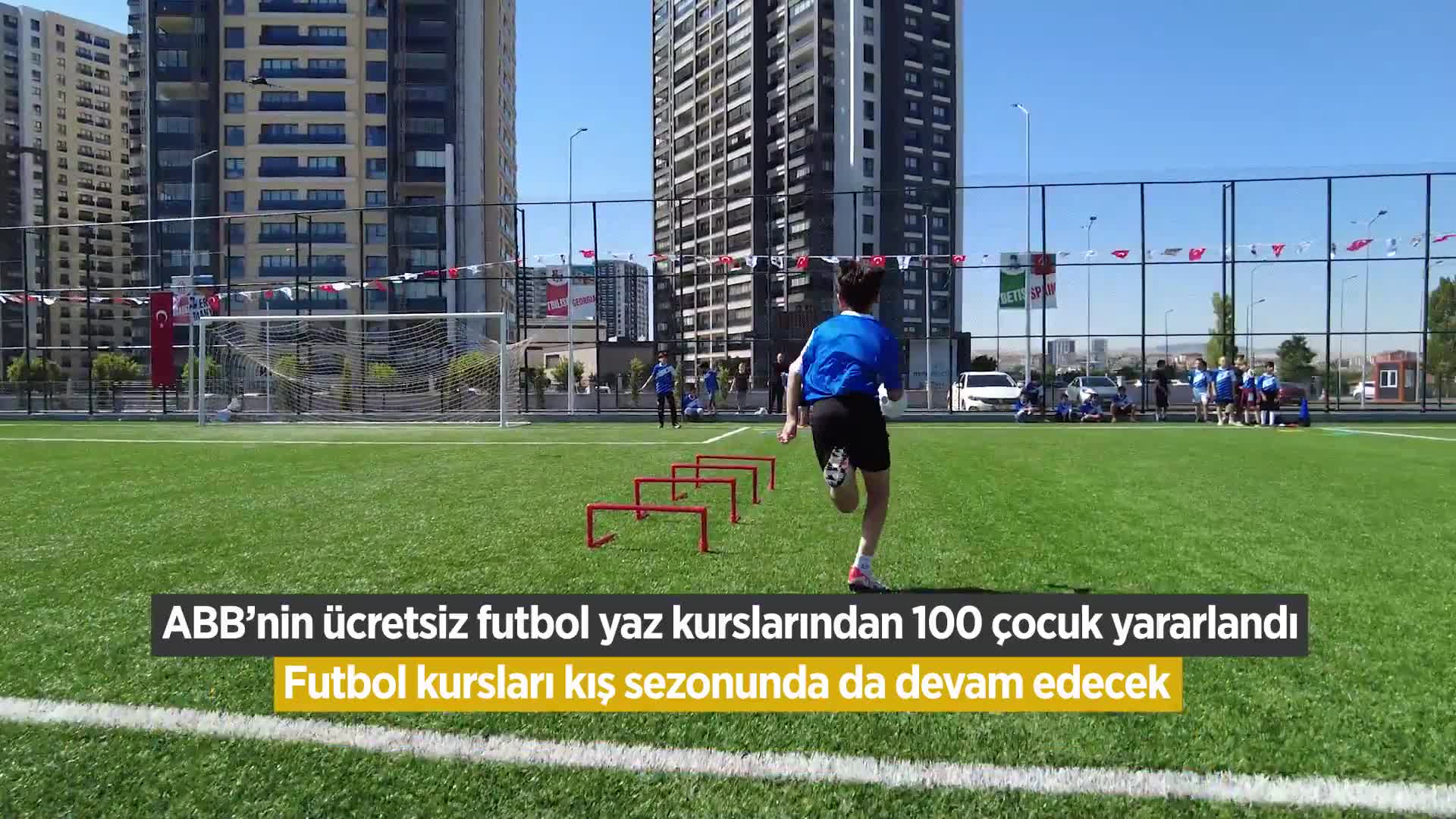 Başkentli minikler yaz tatilinde futbolla buluştu