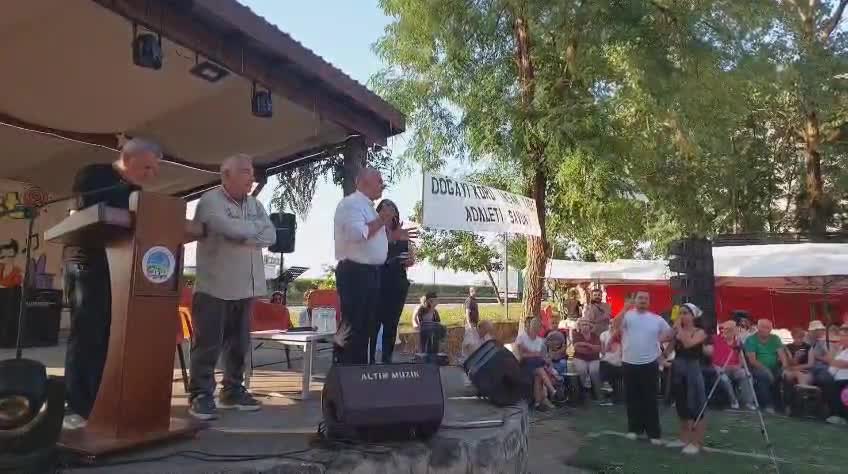 Fındıklı Belediyesi tarafından bu yıl 5’incisi düzenlenen “ViçeFest” Yeşil Altın Gümüş Deniz Festivali'nde “Adalet ve Özgürlük” yürüyüşü