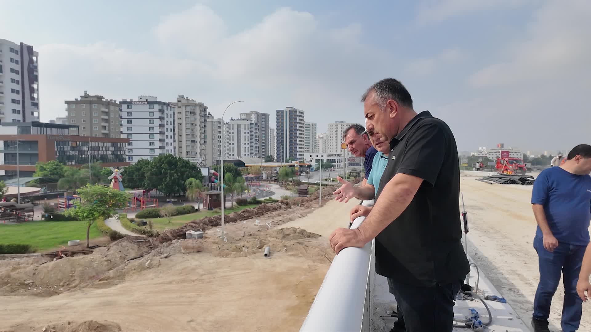Adana Büyükşehir Belediye Başkan Vekili Geçer: "Adana’mızın ulaşım sorununu azaltmak amacıyla gerçekleştirilen projelerin hızla bitirilmesi için çalışıyoruz"