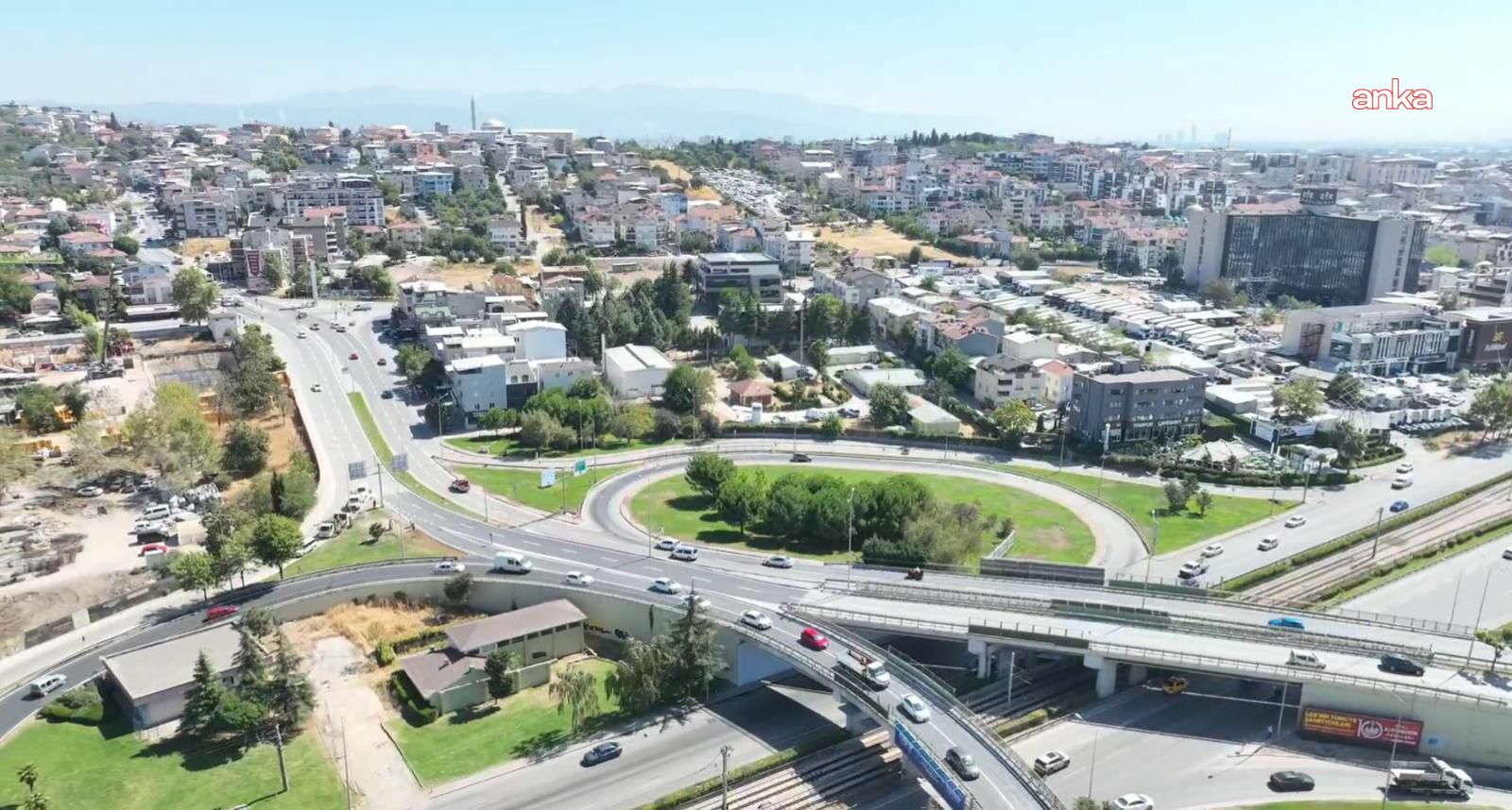 Bursa Büyükşehir Belediyesi, Filament Kavşağı’nda asfalt yenileme çalışmalarını tamamladı