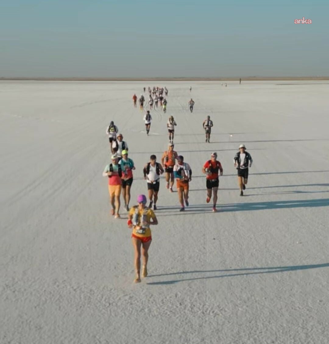 Çukurovalı sporcular, "Runfire Salt Lake Ultra Trail"den üç madalyayla döndü