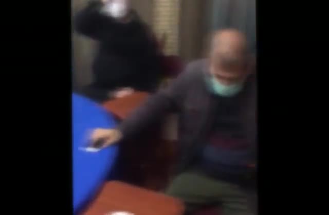 ATAŞEHİR'DE KUMAR BASKINI: 10 KİŞİYE 51 BİN TL PARA CEZASI KESİLDİ