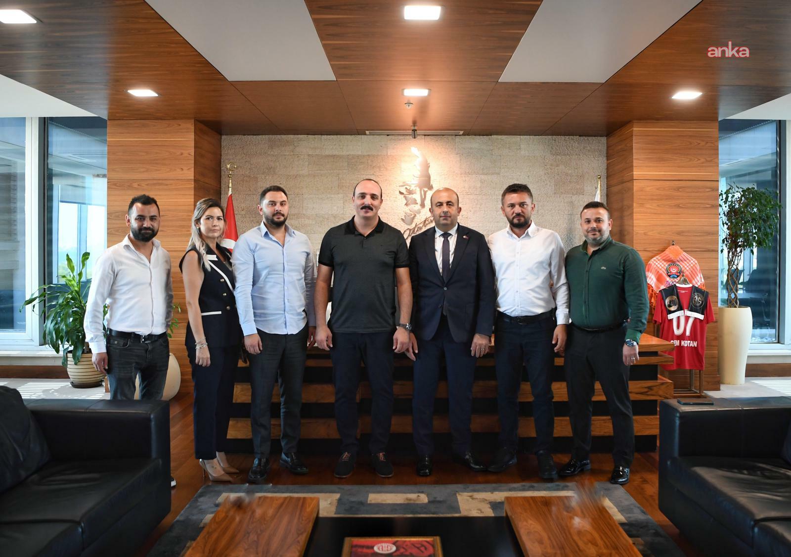 Konyaaltı Belediye Başkanı Kotan, Belediye-İş Sendikası Antalya Şubesi yönetimiyle buluştu
