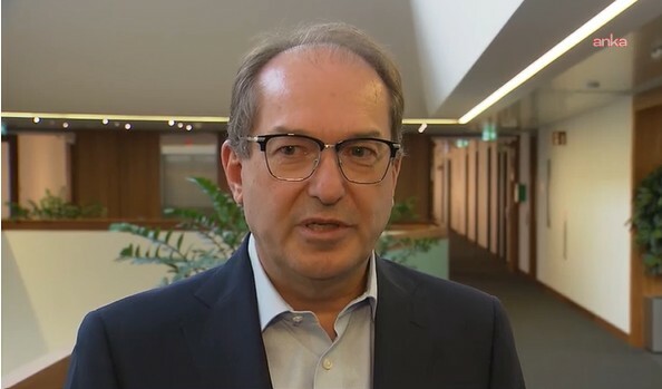 Almanya İçişleri Bakanı Dobrindt : “ 30 binden fazla mülteci sınırdan geri çevrildi"