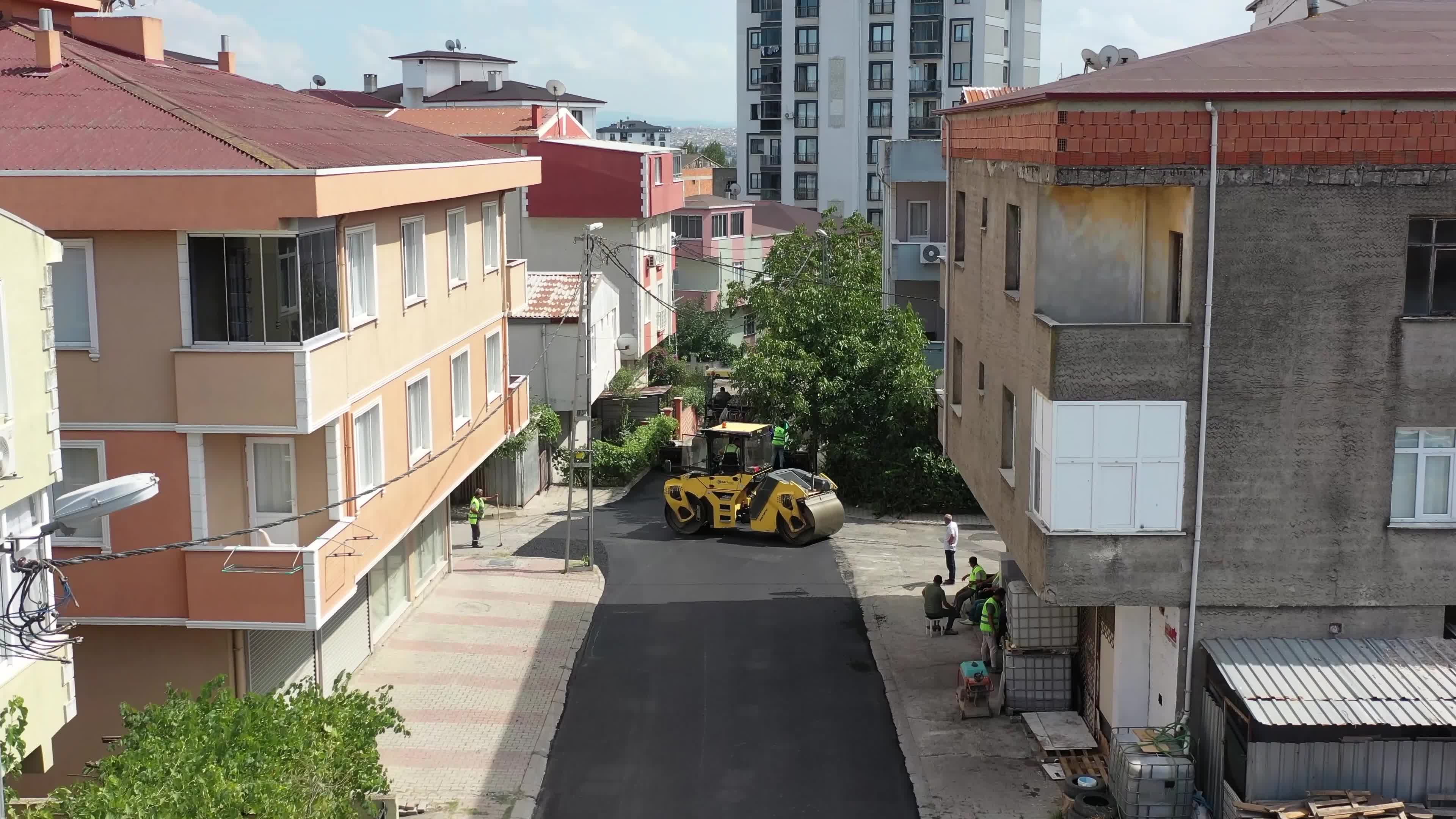 Tuzla’da 50 bin tonluk asfalt seferberliği