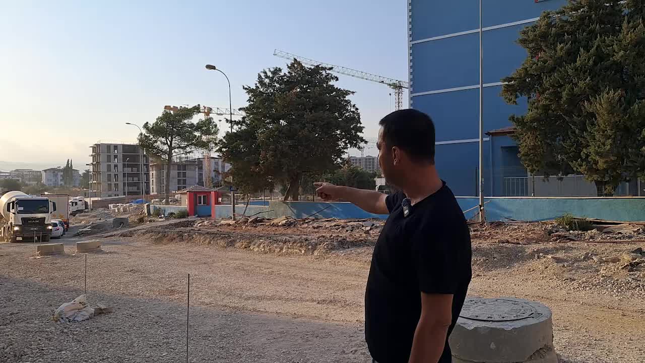Hatay’da okullar şantiye alanında: Veliler ve öğrenciler endişeli