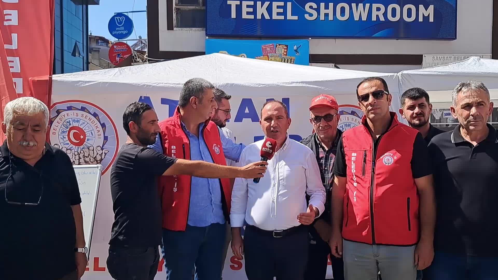 Şavşat'ta dayanışma çadırını ziyaret eden eski Belediye Başkanı Demir: "Şavşat yargıya güvendi ama karar uygulanmıyor"