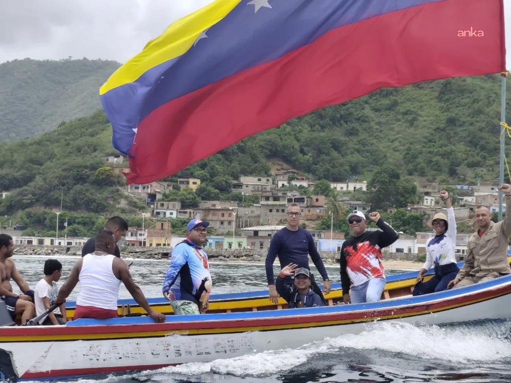 Binlerce Venezuelalı ABD baskısına karşı Ulusal Milis’e katılım kampanyasına destek verdi