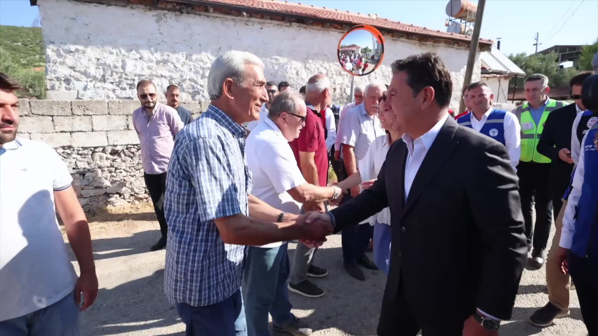 Muğla Büyükşehir Belediye Başkanı Aras, devam eden yol çalışmalarını inceledi