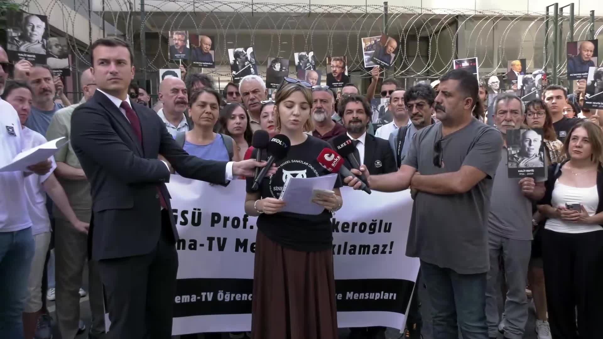 Öğrenciler, mezunlar, sanatçılar ve siyasetçiler tarihi merkezin önünde buluştu... MSGSÜ Sinema-TV Merkezi’nin yıkımına tepki: “Türk sinemasının belleğini yok ettirmeyeceğiz”