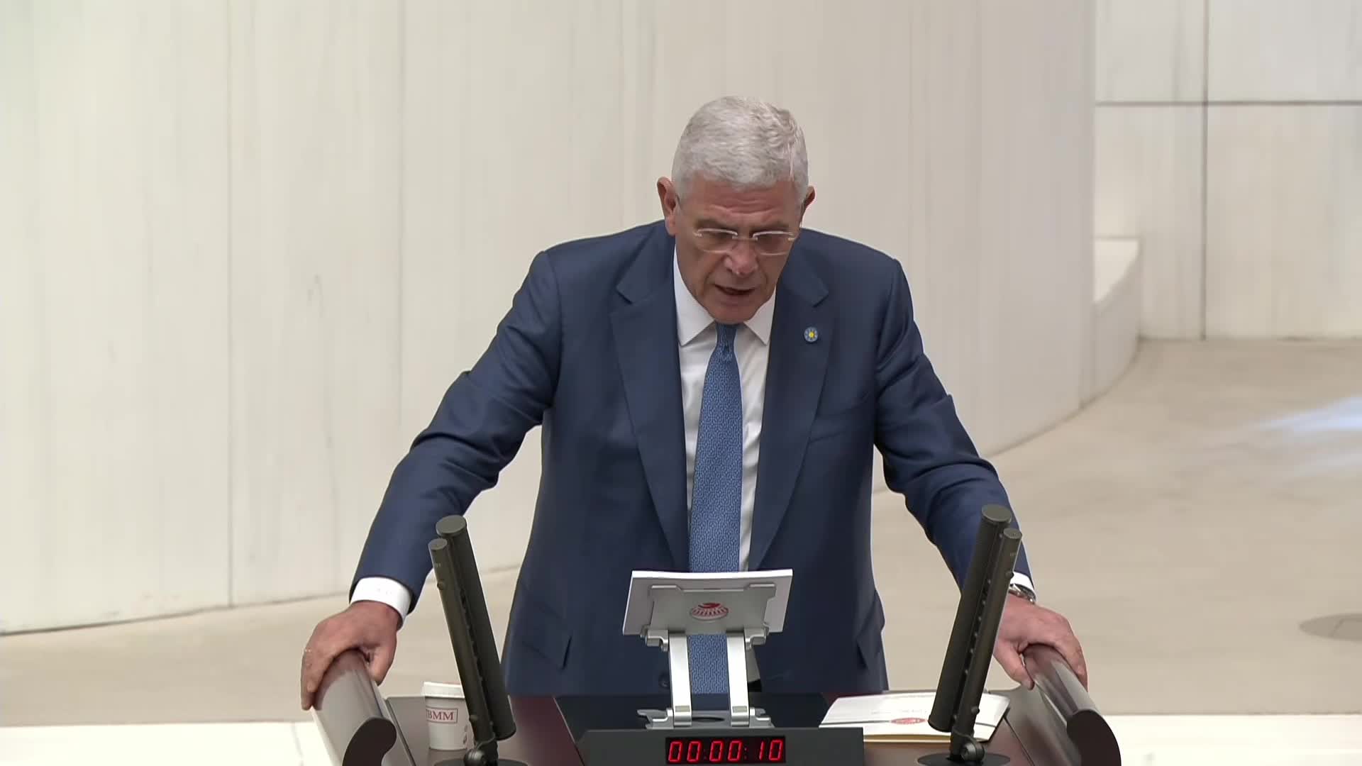 TBMM Genel Kurulu Gazze için olağanüstü toplandı... Dervişoğlu: "İsrail mezalimi devam ederken, Amerikan doları sevdaları yüzünden, ticarete devam edenler kimlerdir"