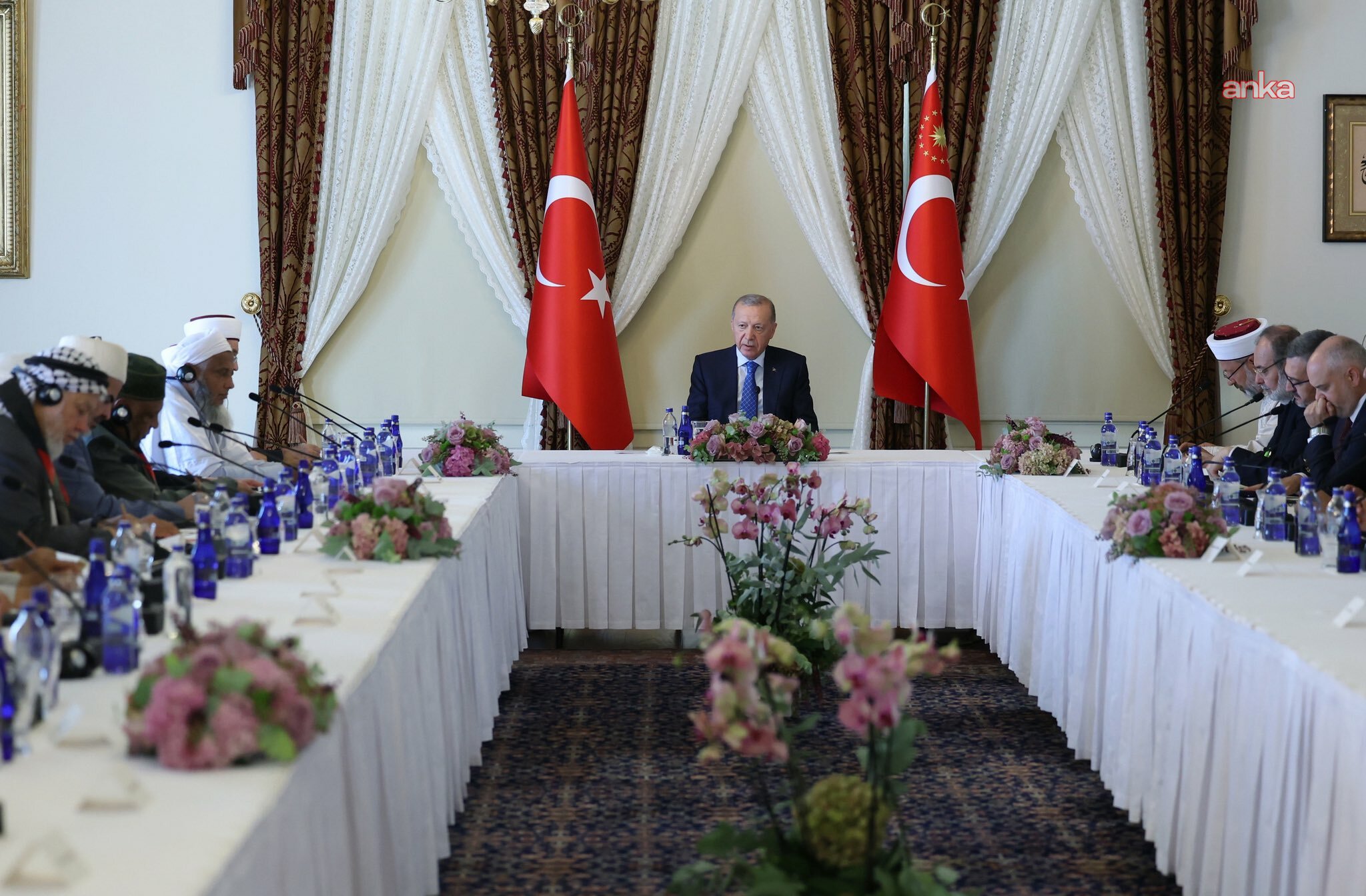 Cumhurbaşkanı Erdoğan, Müslüman Alimler Birliği heyetini kabul etti