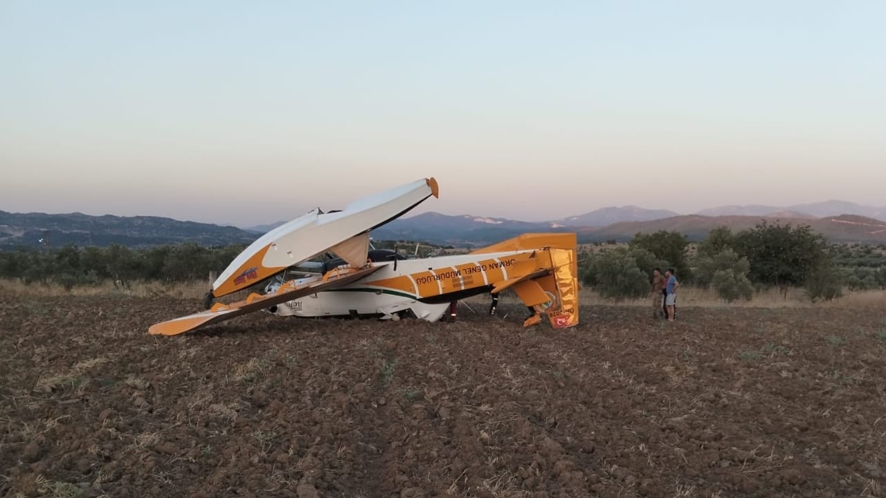 Muğla'da yangın söndürme uçağı arıza nedeniyle acil iniş yaptı