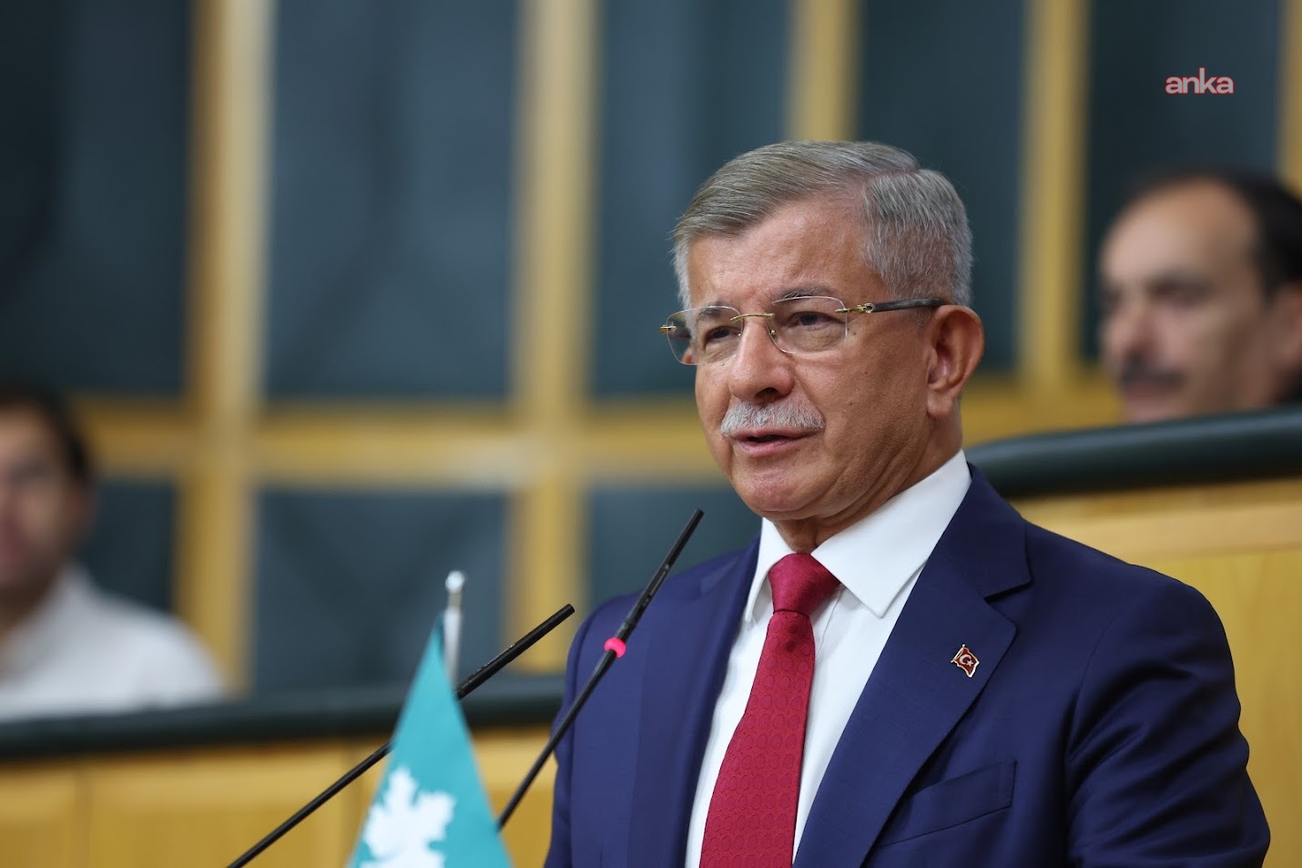 ABD'nin, Mahmud Abbas'ın vizesini iptal etmesi... Davutoğlu: "Liderlere çağrımdır, BM Genel Kurulu'nun, Cenevre’de yapılması için girişimde bulunun"
