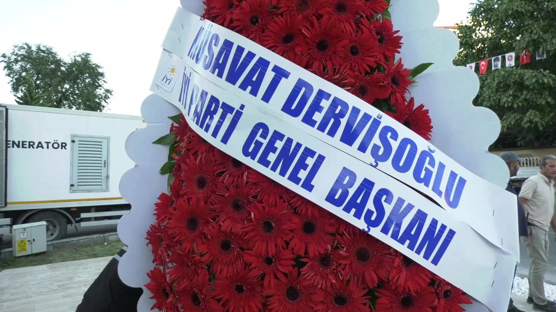Keçiören'de "30 Ağustos Zafer Anıtı" açıldı