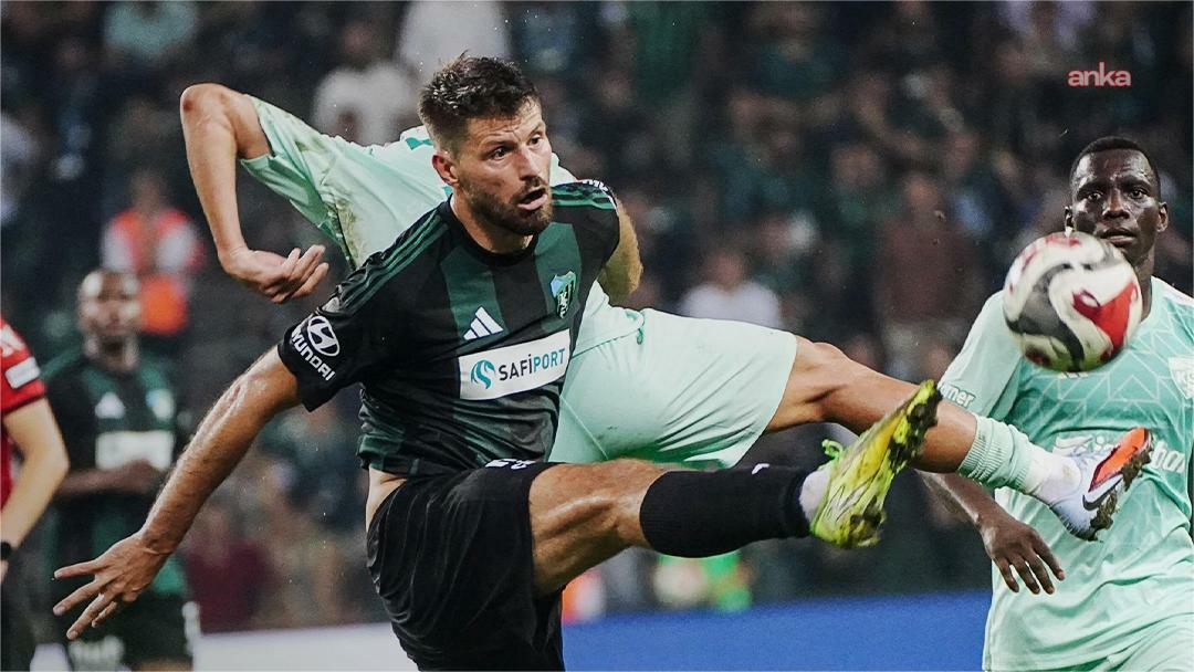 Süper Lig... Kocaelispor 1-1 Zecorner Kayserispor