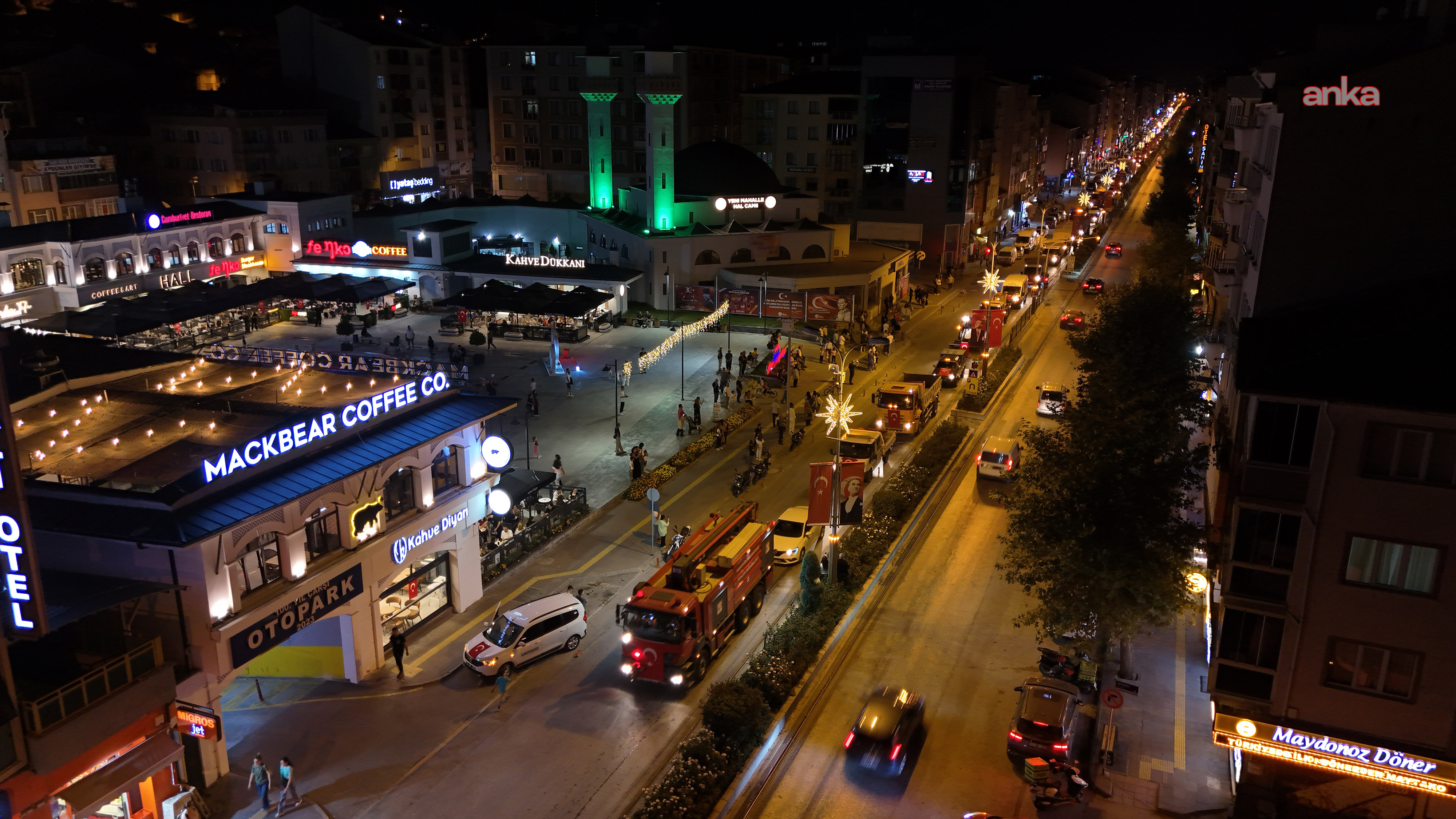 Bozüyük'te 30 Ağustos coşkusu, araç konvoyuyla zirveye ulaştı