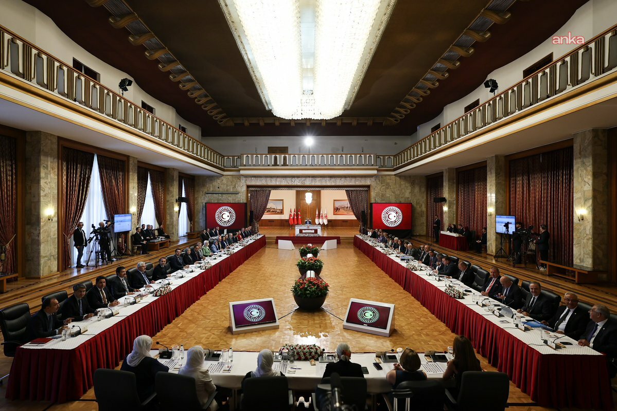 Milli Dayanışma Kardeşlik ve Demokrasi Komisyonu bu hafta toplanmayacak