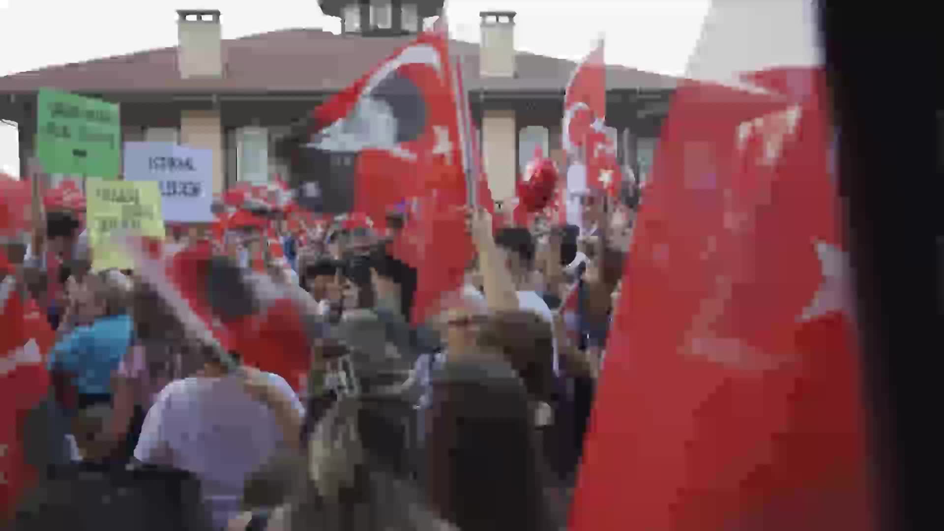 Bursa’da 30 Ağustos, on binlerin katılımıyla kutlandı