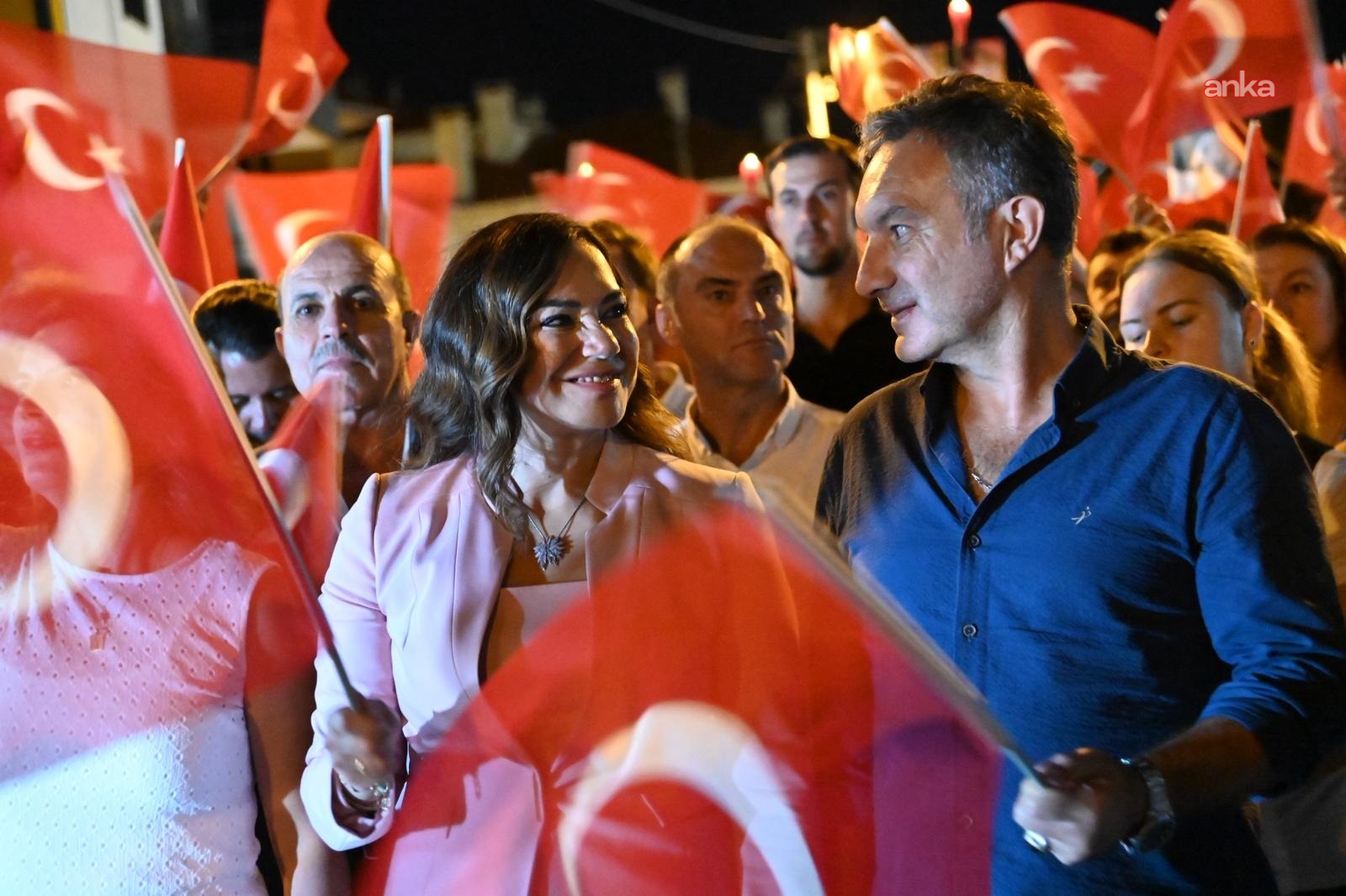Tekirdağ'da 30 Ağustos, fener alayı ve Manuş Baba konseriyle kutlandı