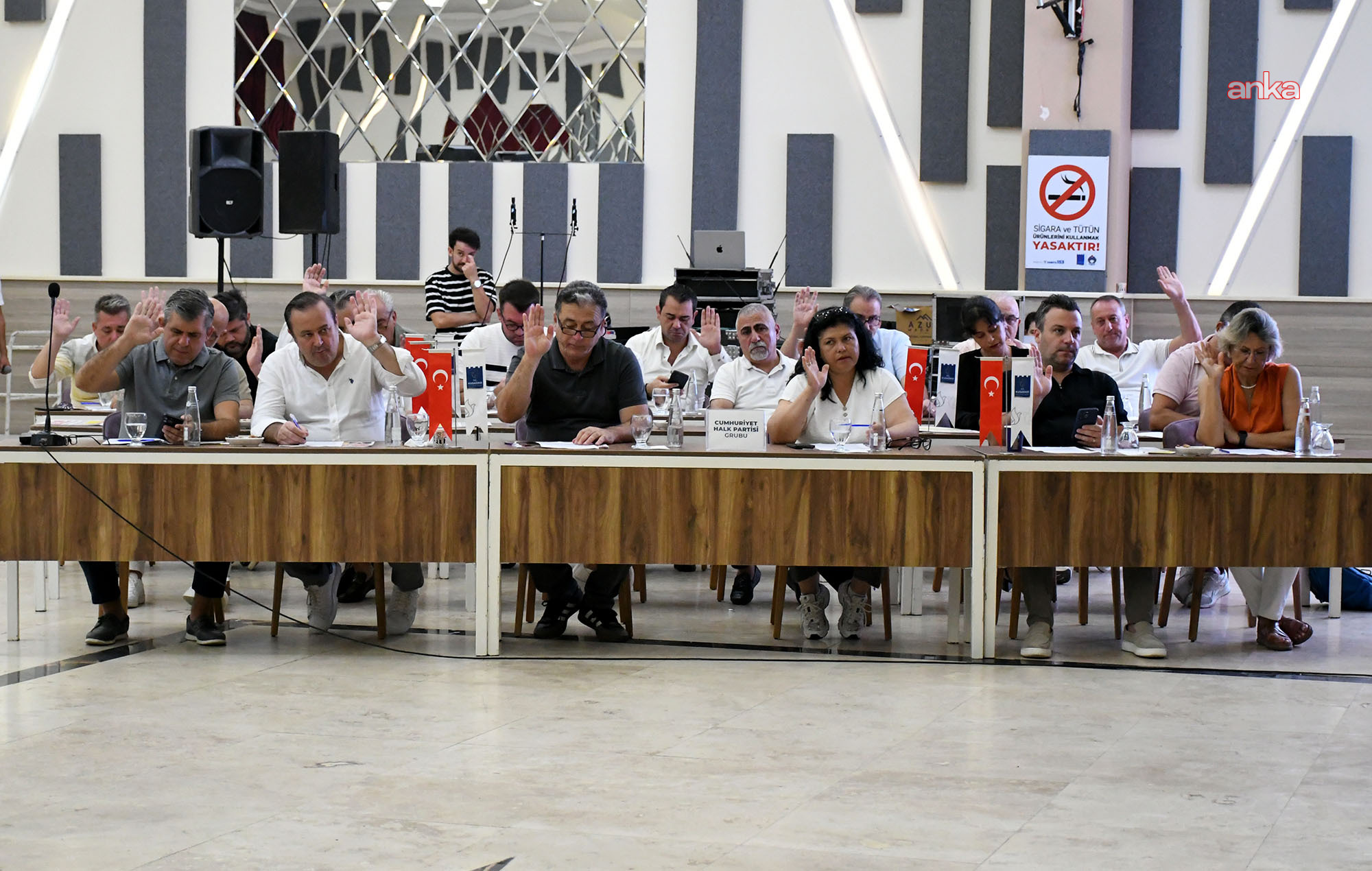 Kuşadası Belediye Başkanı Günel: “Balıkçılar Kahvesi kışa yetişecek”