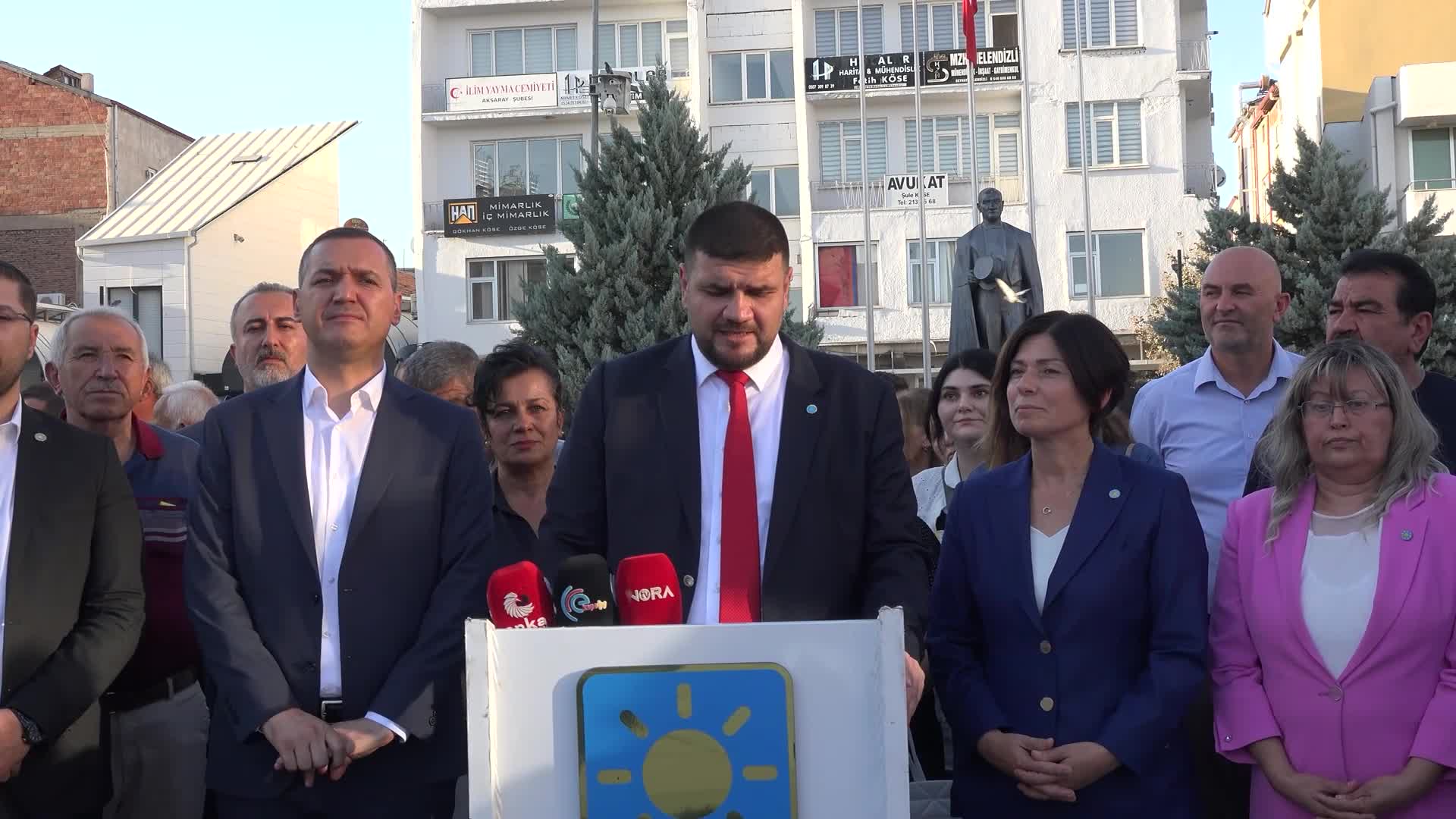 İYİ Parti heyeti Aksaray'da... Kevser Ofluoğlu: "Terörsüz Türkiye dedikleri süreç, teröre teslimiyet sürecidir"