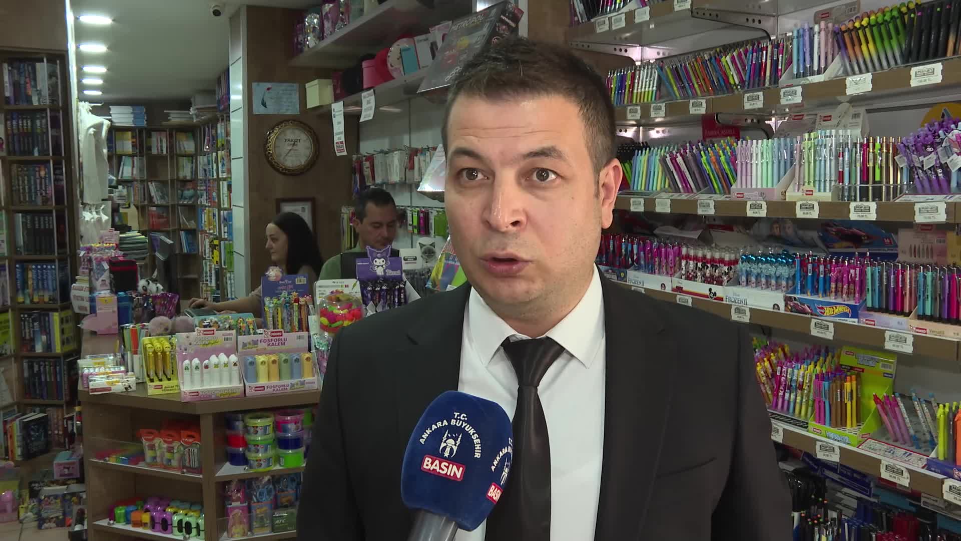 Ankara Büyükşehir Belediyesinden yaklaşık 104 bin öğrenciye 91 milyon lira kırtasiye desteği