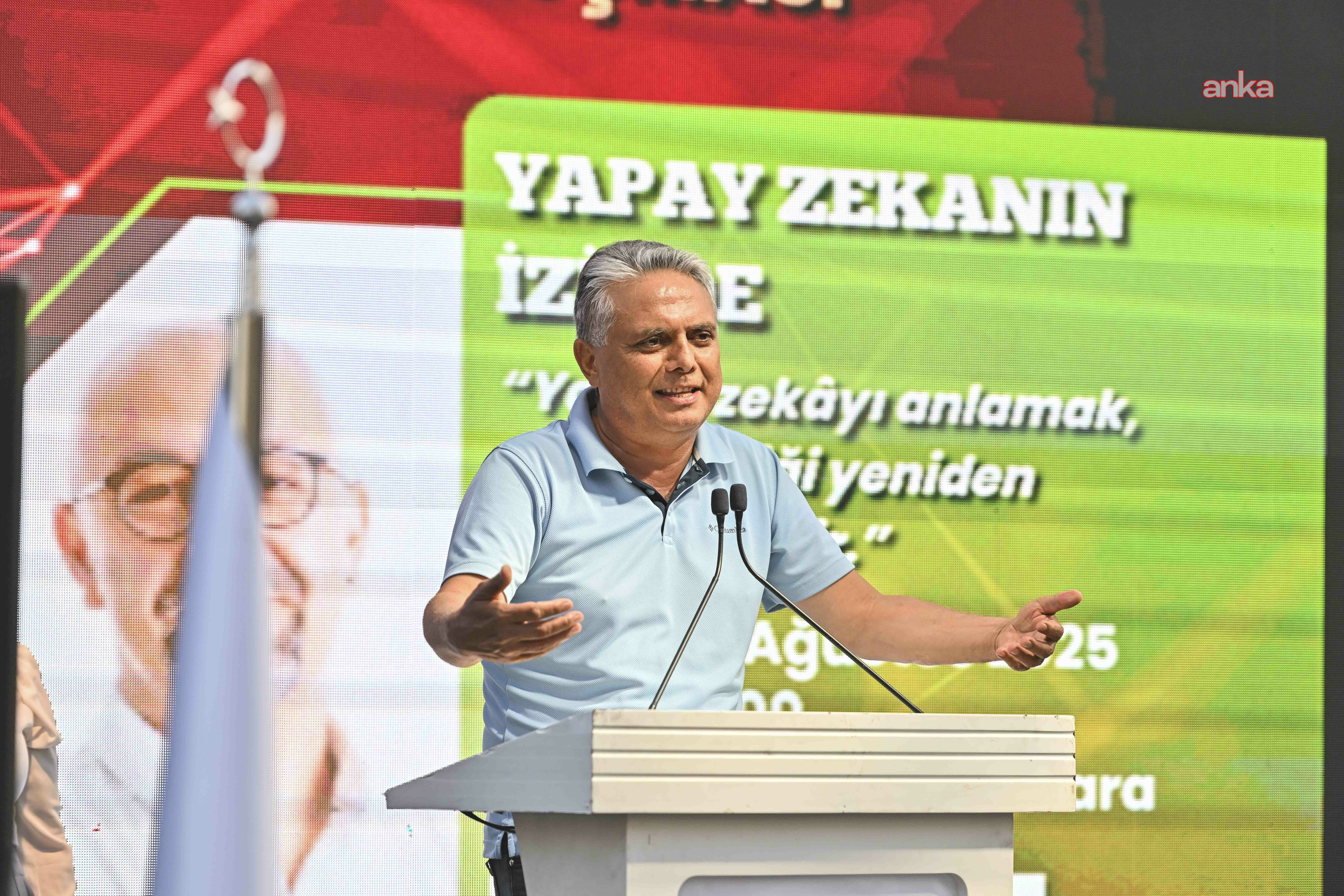 Muratpaşa Belediye Başkanı Uysal: "Matematikle çok daha fazla ilgilenmemiz gerektiği açıktır"