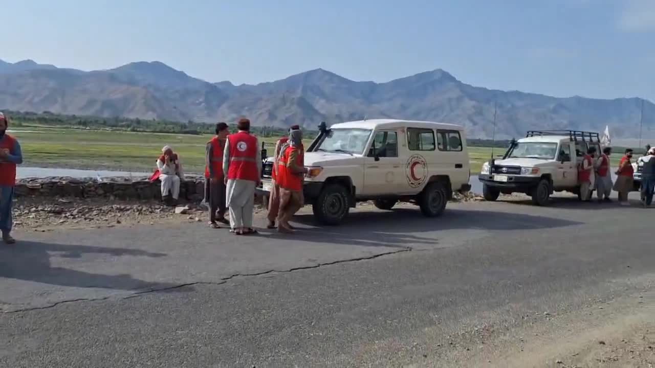 Türkiye'den deprem sonrası Afganistan'a yardım