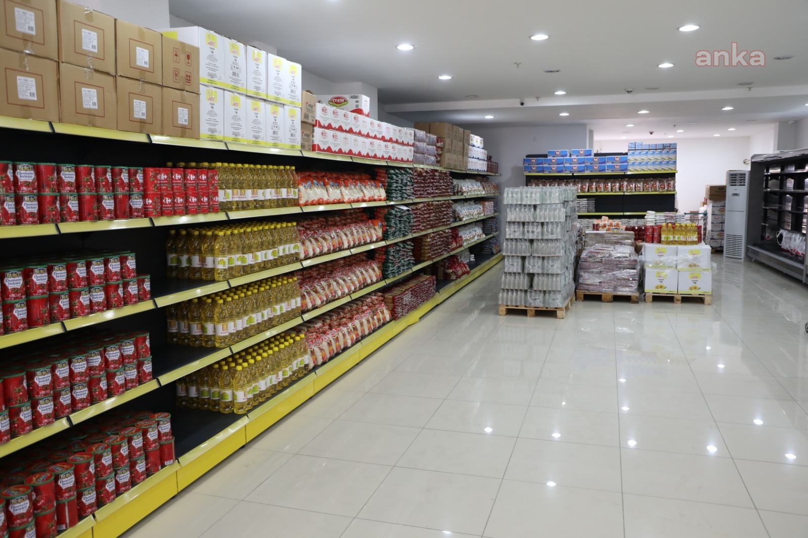 İZMİT BELEDİYESİ, ÜRETTİĞİ MAHSULLERİ İHTİYAÇ SAHİPLERİNE ULAŞTIRIYOR