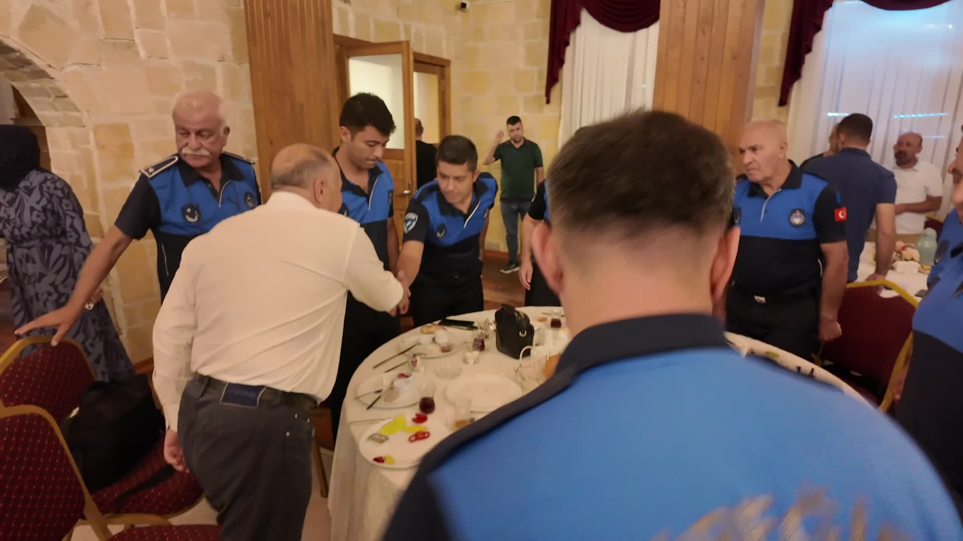 Yüreğir Belediye Başkanı Demirçalı, zabıta personeliyle bir araya geldi