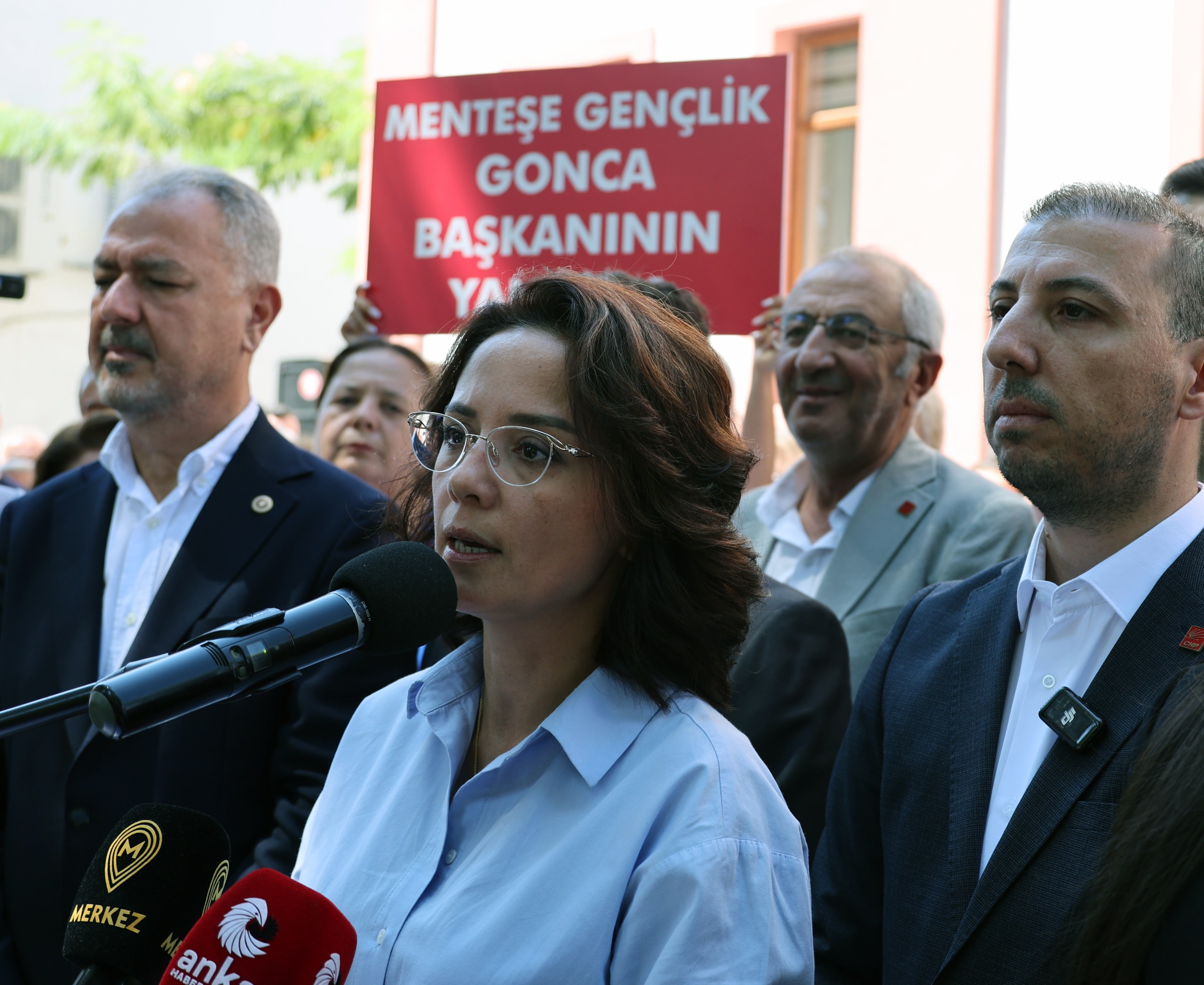 Menteşe Belediye Başkanı Aras'ın ailesinin evine molotofkokteylli saldırı soruşturmasında tutuklu sayısı 3'e yükseldi