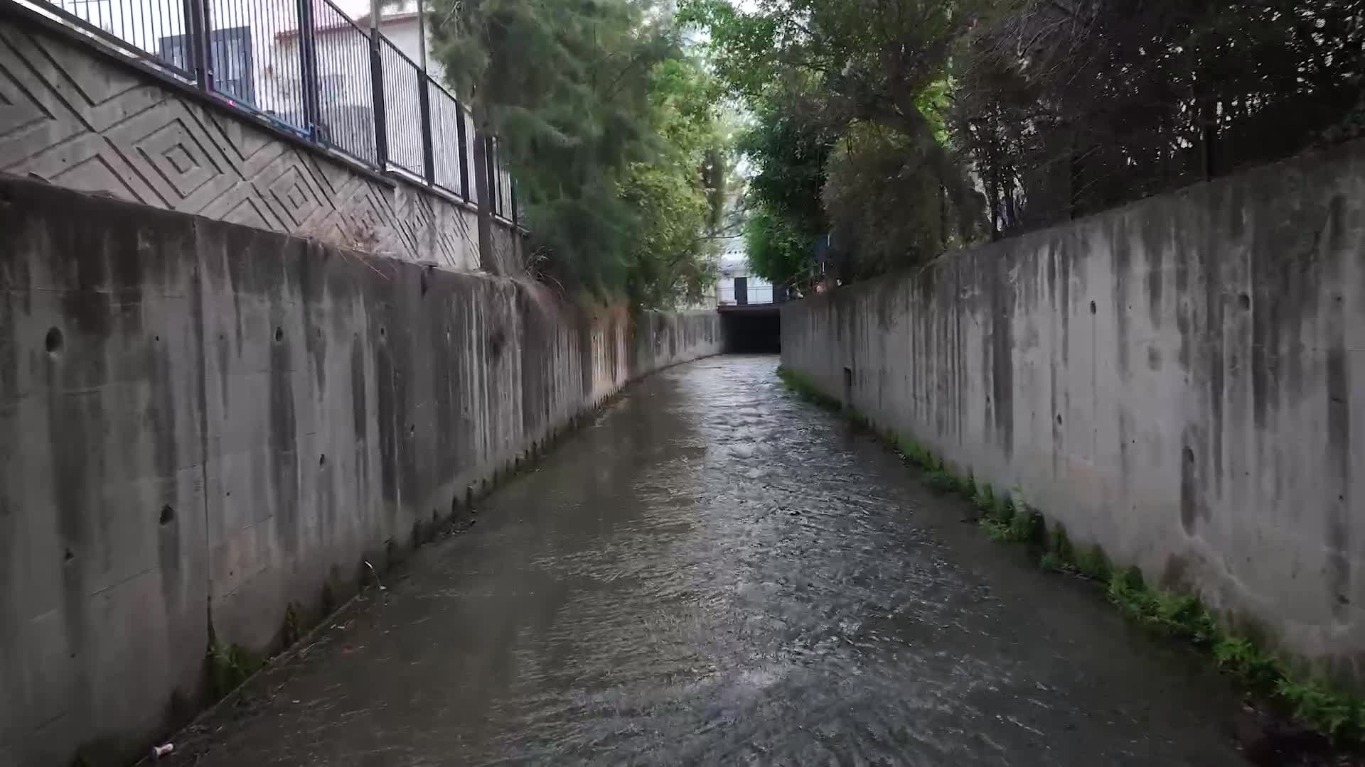 Alanya Belediyesi, dere temizlik çalışmalarına hız verdi