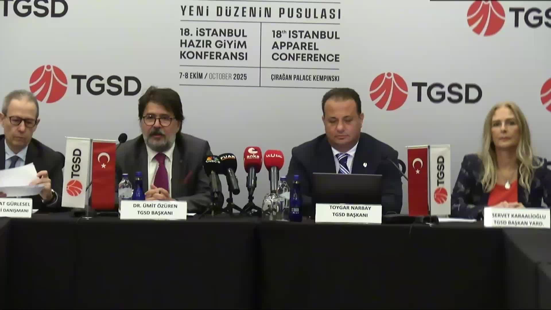 Hazır giyim ve tekstilde kara tablo:  "Yılın ilk yarısında 55 bin 840 kişilik istihdam kaybı yaşandı, 3 bin 23 şirket kapandı. Üretici yurtdışına kayacak, kaybeden Türkiye olacak"