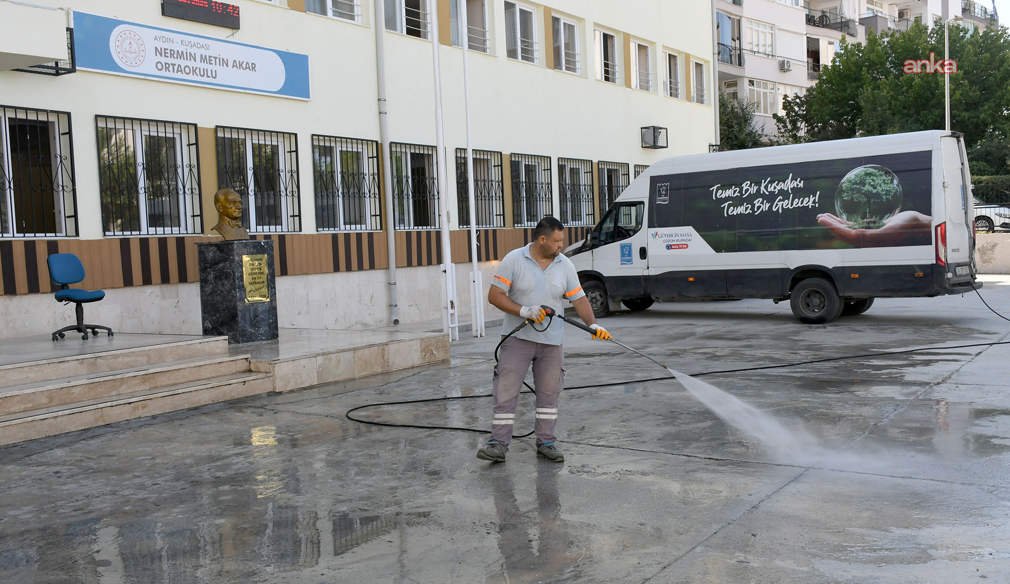 Kuşadası’nda okullar yeni eğitim öğretim yılına hazırlanıyor