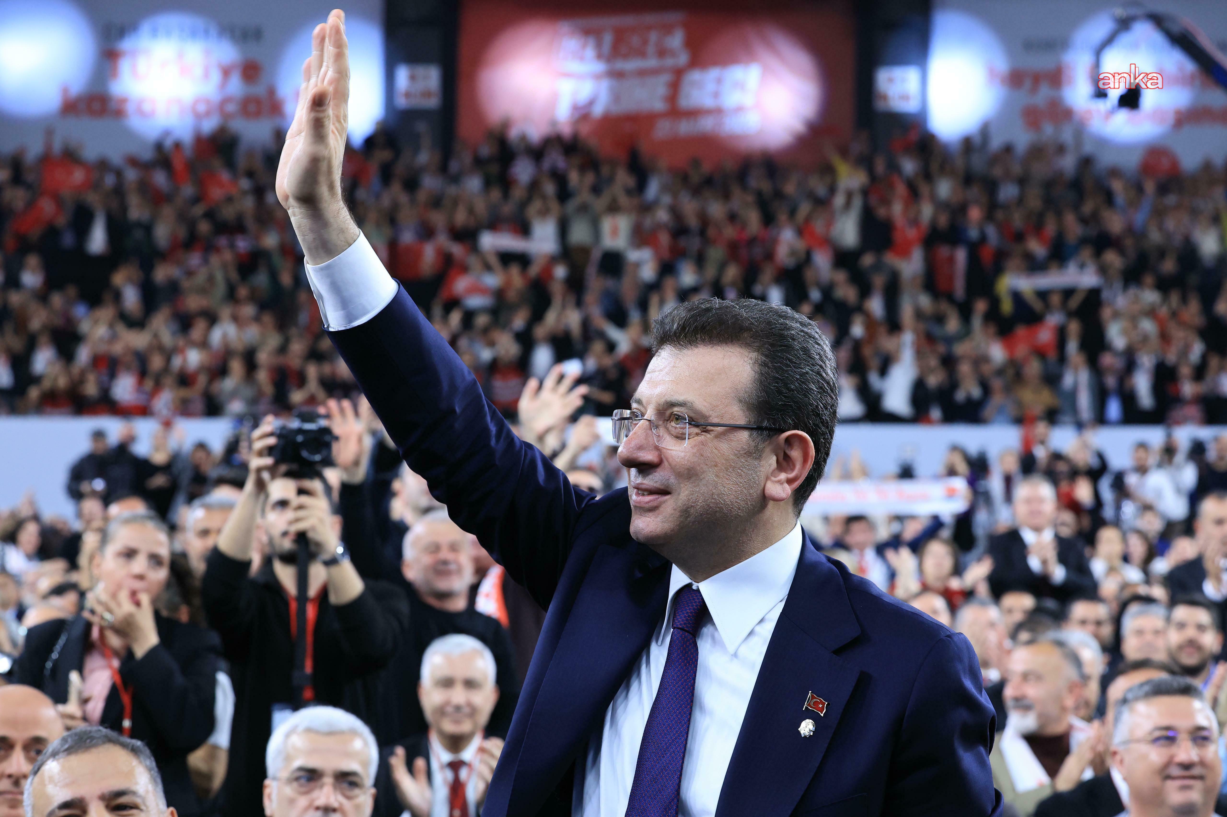 İmamoğlu da CHP İstanbul İl Kongresi'nin olağanüstü toplanması için imza verdi