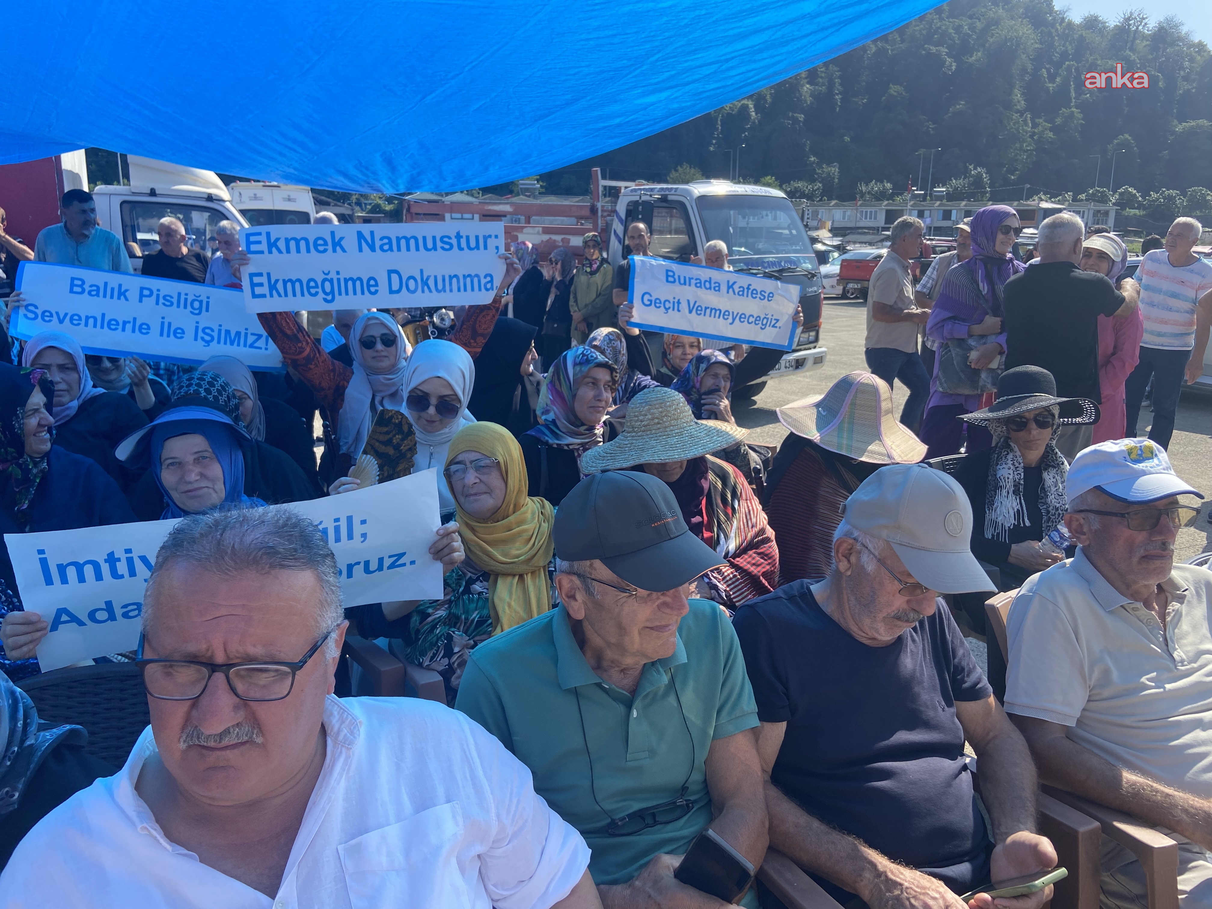 Rize Valiliği, kafes balıkçılığına karşı direnen balıkçı köyü halkının  eylemlerini  “marjinal” olarak nitelendirdi