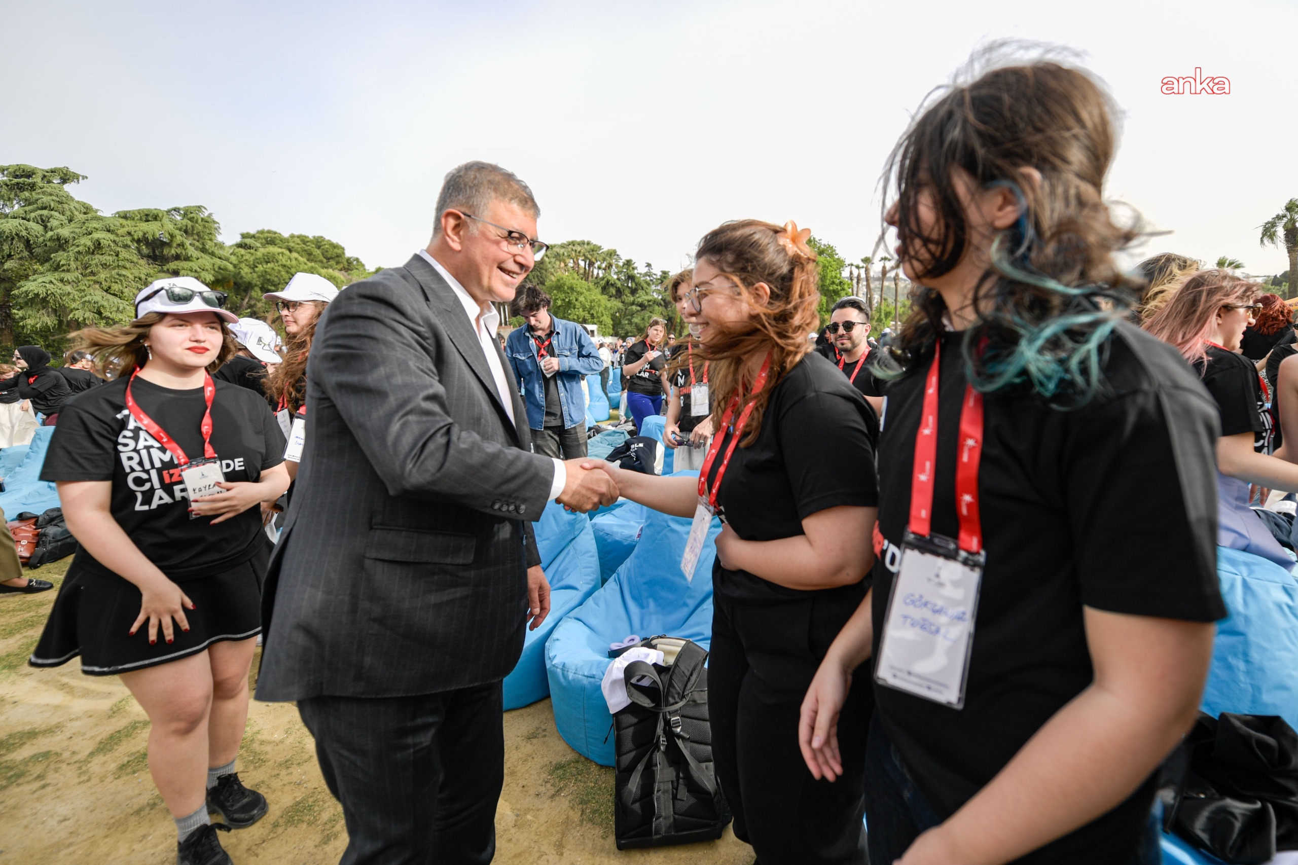 İzmir'de öğrenciler “Dijital Kart” ile toplu ulaşımdan yararlanabilecek