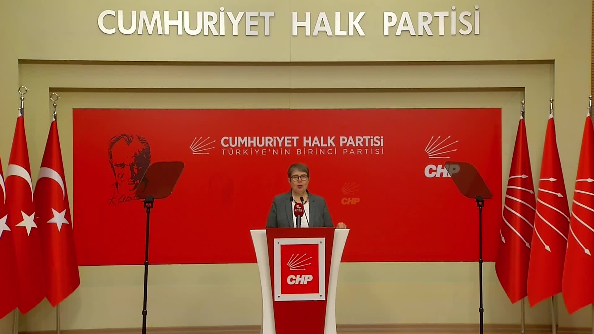 Zeliha Aksaz Şahbaz: “Kütahya Evliya Çelebi Eğitim ve Araştırma Hastanesi'ni, Kütahya Şehir Hastanesi’ne devretmek kanuna açık bir şekilde aykırıdır”