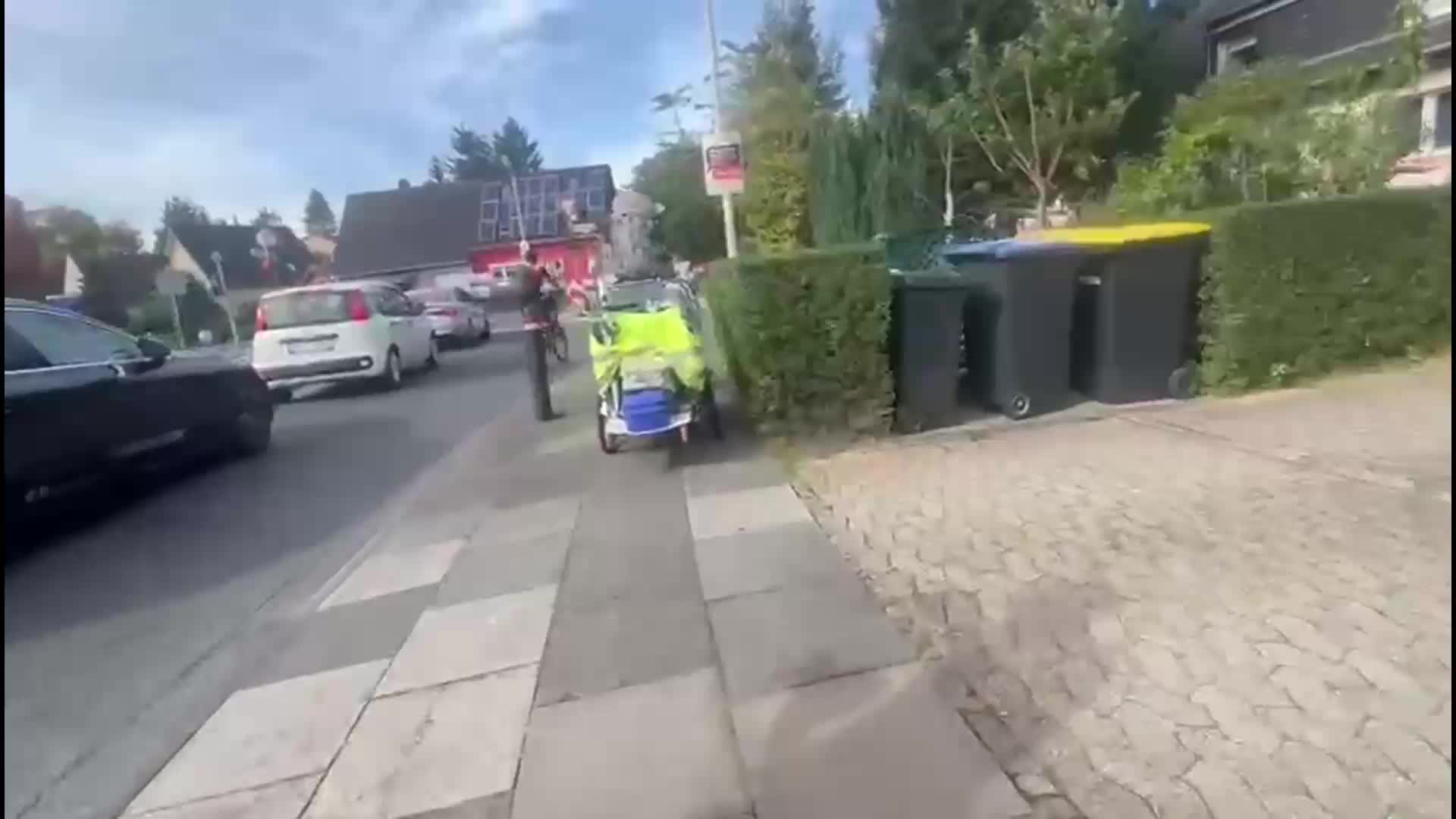 Norveçli barış gönüllüsü bisikletiyle Gazze’ye destek yolculuğunu sürdürüyor