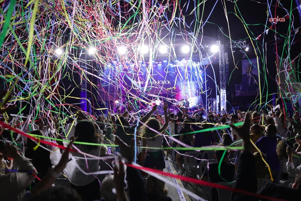 Çeşme Festivali 2025, iki gün boyunca binlerce kişiyi buluşturdu