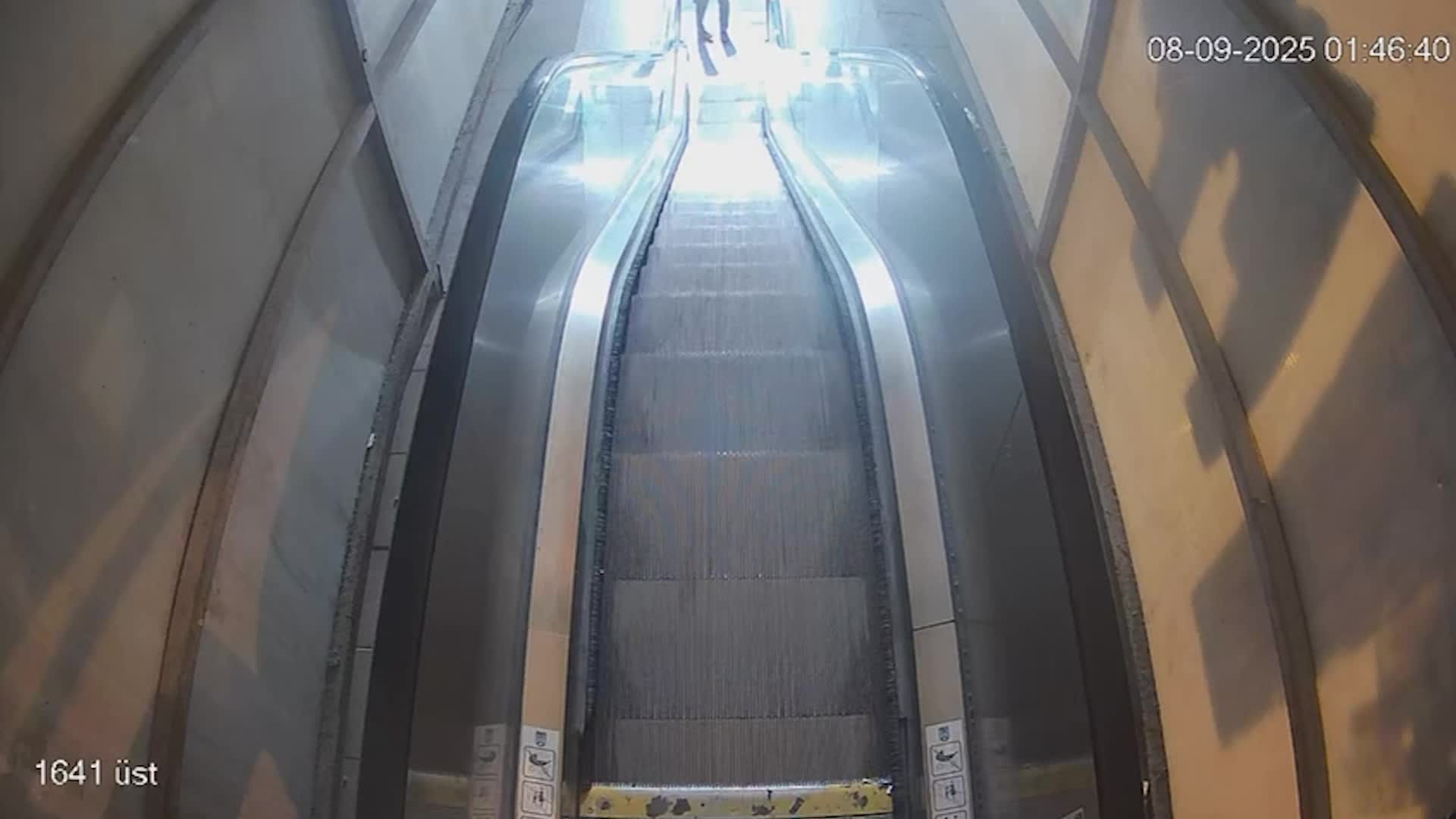Ankara Büyükşehir Belediyesi’nden İvedik Metrosu'nda yürüyen merdivenlere sabotaj girişimine suç duyurusu