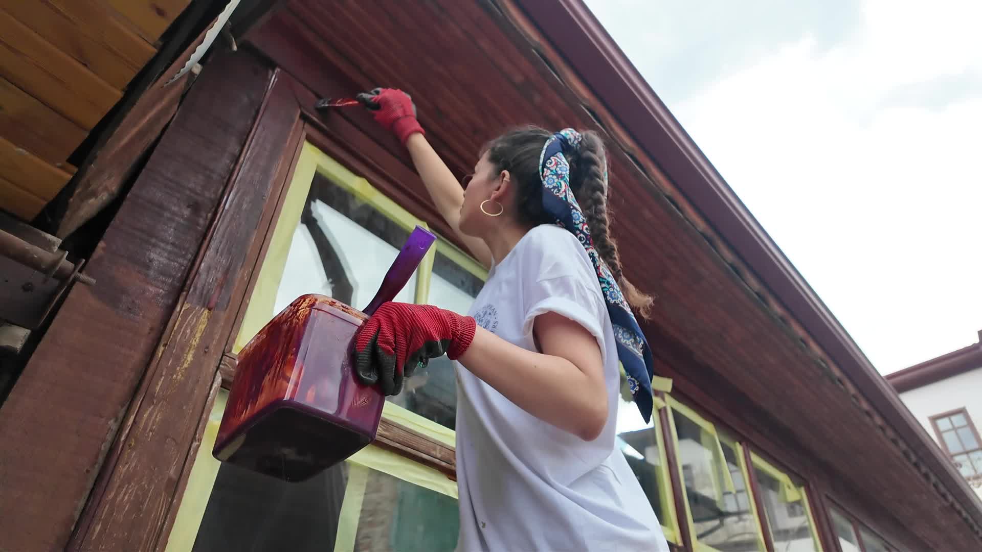 Avrupa Miras Gönüllüleri, ilk Türkiye projelerini Mudurnu'da gerçekleştirdi