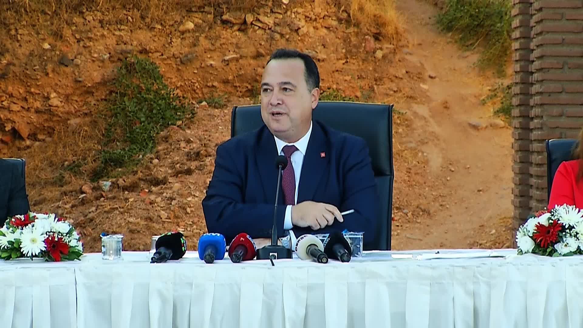 Manisa Büyükşehir Belediye Başkanı Dutlulu: "Bir bölgeye 21 kat bir artış yapılmasını doğru bulmuyorum"